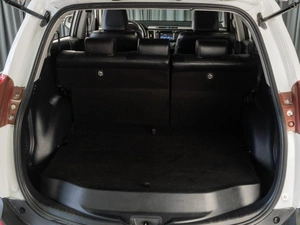 Внедорожник Toyota RAV4 2014 года, 2299000 рублей, Тюмень