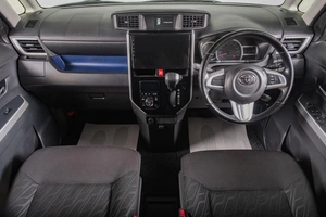 Хетчбэк Toyota Tank 2019 года, 1269000 рублей, Томск
