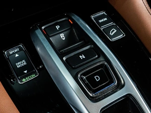 Внедорожник Honda UR-V 2020 года, 4249000 рублей, Тюмень