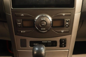 Седан Toyota Corolla 2007 года, 799000 рублей, Челябинск