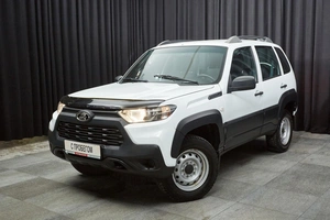 Внедорожник ВАЗ (LADA) Niva Travel 2022 года, 900000 рублей, Красноярск