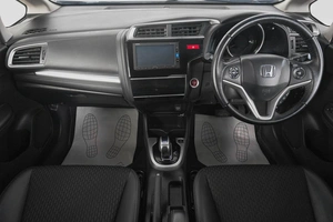 Хетчбэк Honda Fit 2016 года, 1209000 рублей, Кемерово