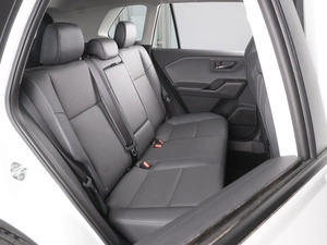 Внедорожник Toyota RAV4 2026 года, 4255000 рублей, Красный Пахарь