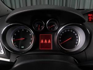 Внедорожник Opel Mokka 2014 года, 1249000 рублей, Тюмень