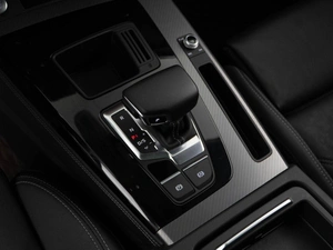 Внедорожник Audi Q5L 2023 года, 5489999 рублей, Москва