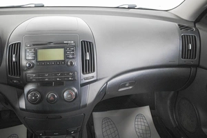 Хетчбэк Hyundai i30 2011 года, 749000 рублей, Кемерово