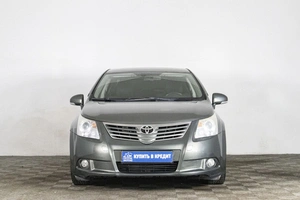 Седан Toyota Avensis 2009 года, 1019000 рублей, Сургут