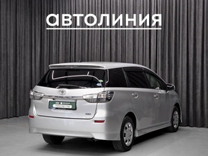 Минивэн Toyota Wish 2012 года, 1280000 рублей, Красноярск