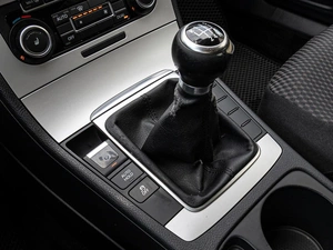 Седан Volkswagen Passat 2011 года, 825000 рублей, Краснодар