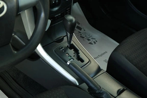Седан Toyota Corolla 2012 года, 1049000 рублей, Омск