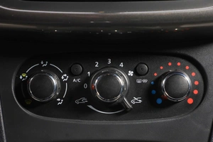 Седан Renault Logan 2021 года, 1049000 рублей, Новосибирск