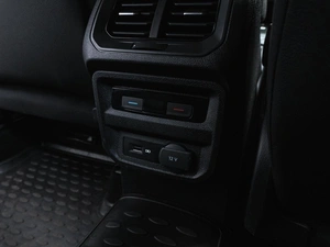 Внедорожник Volkswagen Tiguan 2019 года, 2349000 рублей, Красноярск