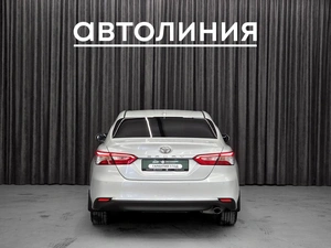 Седан Toyota Camry 2021 года, 2759000 рублей, Красноярск