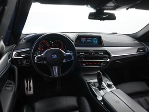 Седан BMW 5 серия 2018 года, 3498444 рублей, Москва