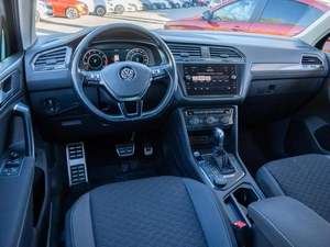 Внедорожник Volkswagen Tiguan 2018 года, 2490000 рублей, Волгоград