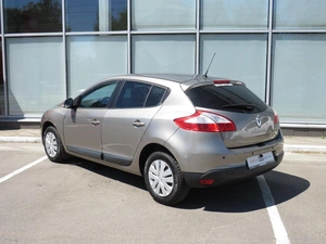 Хэтчбек Renault Megane 2011 года, 655000 рублей, Брянск