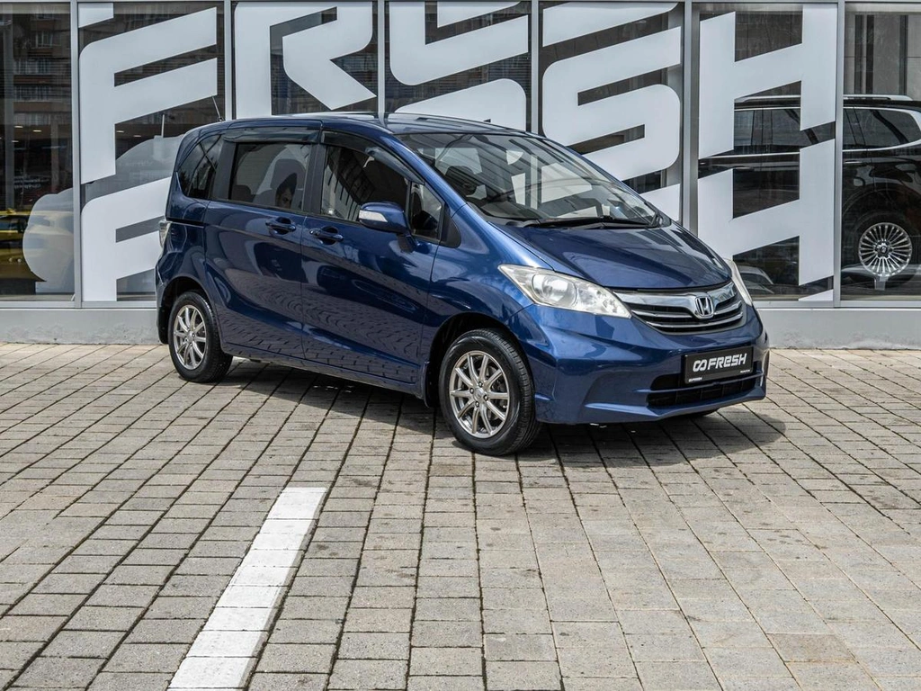 Минивэн Honda Freed 2012 года, 976000 рублей, Ставрополь