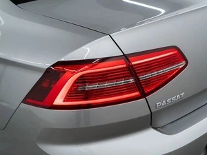 Седан Volkswagen Passat 2016 года, 1990000 рублей, Красноярск