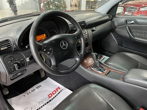 Универсал Mercedes-benz C-класс 2002 года, 597000 рублей, Солонцы