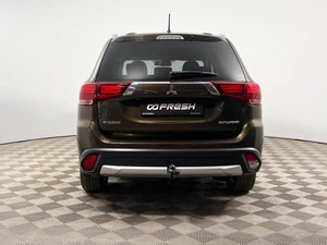 Внедорожник Mitsubishi Outlander 2015 года, 1986200 рублей, Казань