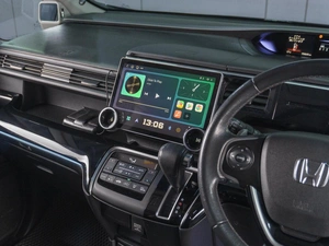 Минивэн Honda Stepwgn 2016 года, 2159000 рублей, Сургут