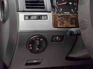 Внедорожник Volkswagen Touareg 2008 года, 1090000 рублей, Красноярск