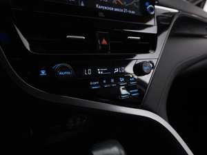 Седан Toyota Camry 2021 года, 3447077 рублей, Москва