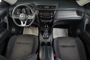 Внедорожник Nissan Rogue 2017 года, 2019000 рублей, Тюмень