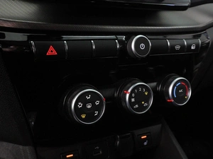 Седан ВАЗ (LADA) Vesta 2024 года, 1554000 рублей, Красный Пахарь