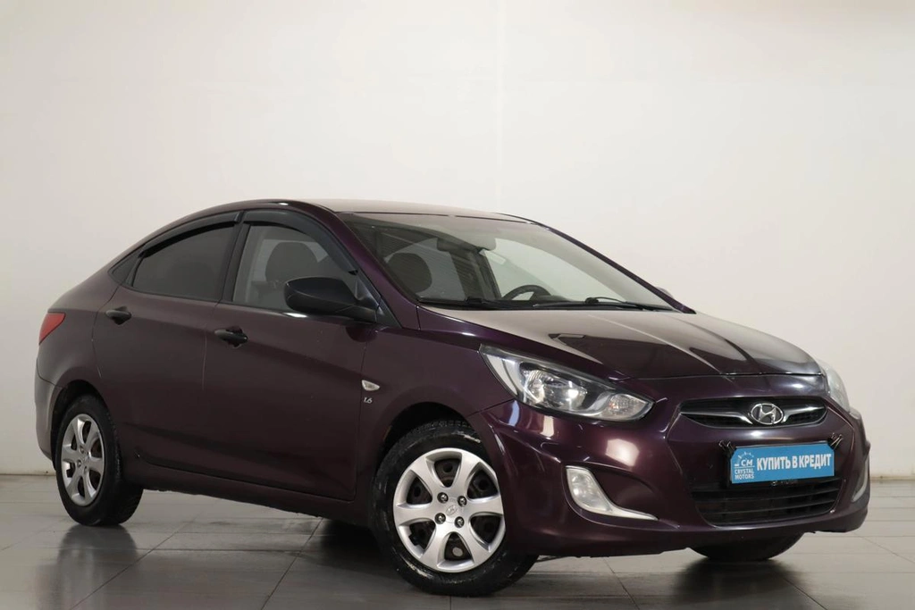Седан Hyundai Solaris 2012 года, 829000 рублей, Челябинск