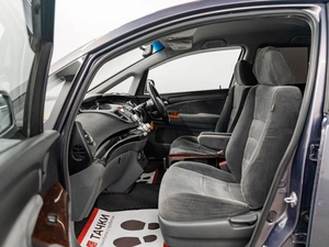 Минивэн Honda Odyssey 2003 года, 600000 рублей, Красноярск