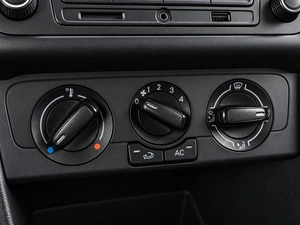 Седан Volkswagen Polo 2014 года, 899000 рублей, Тюмень