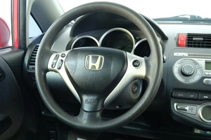 Хетчбэк Honda Jazz 2006 года, 679000 рублей, Омск