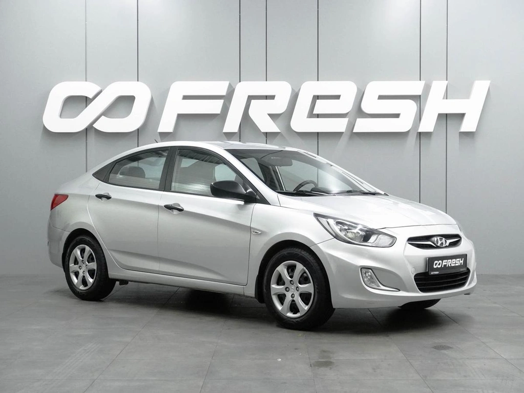 Седан Hyundai Solaris 2013 года, 899000 рублей, Воронеж