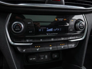 Внедорожник Hyundai Santa Fe 2018 года, 2720000 рублей, Краснодар