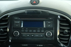Внедорожник Nissan Juke 2011 года, 1139000 рублей, Омск
