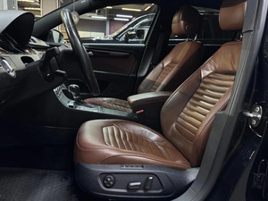Седан Volkswagen Passat 2013 года, 1197000 рублей, Красноярск