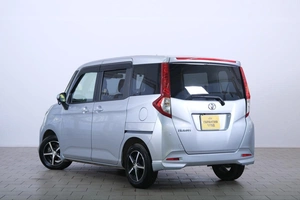 Минивэн Toyota Roomy 2021 года, 1289000 рублей, Омск