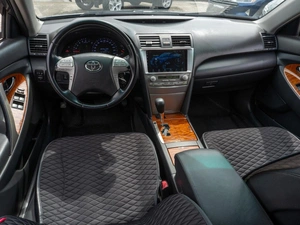 Седан Toyota Camry 2010 года, 1399000 рублей, Саратов