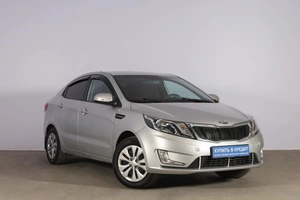 Седан Kia Rio 2013 года, 989000 рублей, Новосибирск