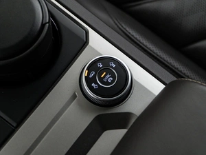 Внедорожник Volkswagen Touareg 2019 года, 4296900 рублей, Москва