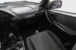 Внедорожник Chevrolet Niva 2019 года, 879000 рублей, Новокузнецк