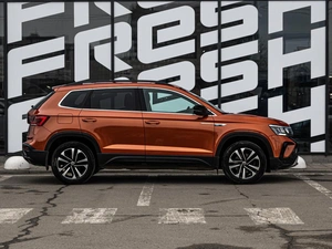 Внедорожник Volkswagen Taos 2022 года, 2247000 рублей, Краснодар