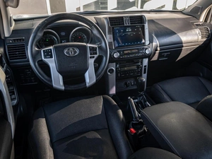 Внедорожник Toyota Land Cruiser Prado 2013 года, 2860000 рублей, Краснодар