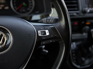 Минивэн Volkswagen Multivan 2018 года, 4399000 рублей, Большой Сочи