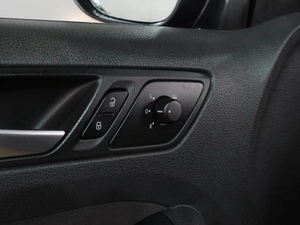 Седан Volkswagen Jetta 2012 года, 999000 рублей, Воронеж