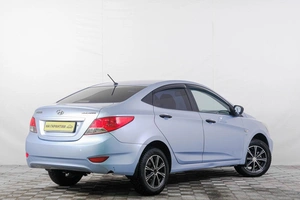 Седан Hyundai Solaris 2012 года, 699000 рублей, Кемерово