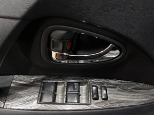 Седан Toyota Avensis 2009 года, 1049000 рублей, Красноярск