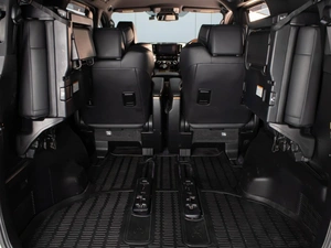 Минивэн Toyota Alphard 2017 года, 4080000 рублей, Омск