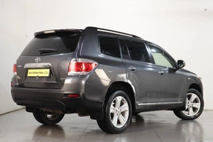Внедорожник Toyota Highlander 2013 года, 1949000 рублей, Челябинск